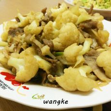 菜花炒肉的做法 菜花炒肉的做法