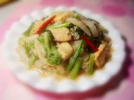 白菜炖豆腐的做法