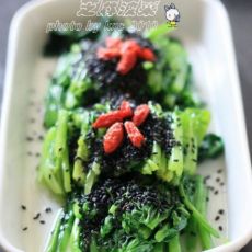 芝麻菠菜的做法 芝麻菠菜的做法
