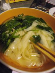 香油菠菜素面的做法