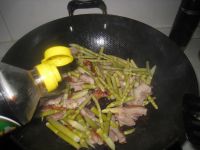 烧肉炒春笋的做法