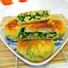 韭菜鸡蛋发面小饼的做法 韭菜鸡蛋发面小饼的做法