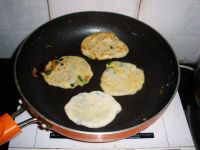 韭菜煎饼的做法