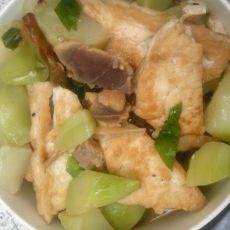豆腐儿菜炖腊肉的做法 豆腐儿菜炖腊肉的做法