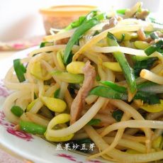 脆嫩韭菜炒豆芽的做法 脆嫩韭菜炒豆芽的做法