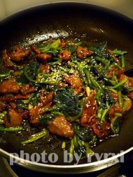 菠菜蚝油牛肉的做法
