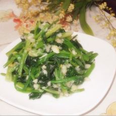蒜蓉炒菠菜的做法