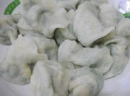韭菜木耳鸡蛋水饺的做法
