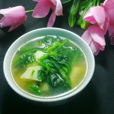 土豆菠菜汤的做法