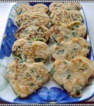 韭菜肉末葱煎饼的做法