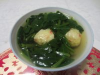 菠菜虾丸汤的做法