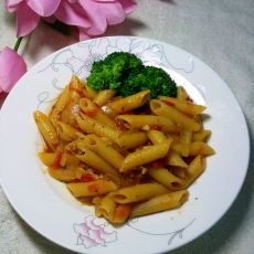 番茄肉酱通心粉的做法 番茄肉酱通心粉的做法