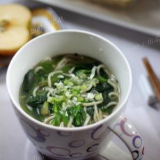 菠菜汤面条的做法 菠菜汤面条的做法