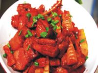 春笋烧肉的做法
