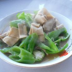 干豆腐烩尖椒的做法