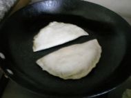 韭菜鸡蛋馅的盒子的做法