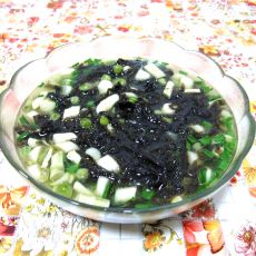 春笋豌豆紫菜汤的做法 春笋豌豆紫菜汤的做法