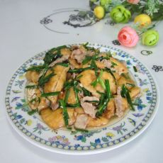 韭菜油豆腐炒肉的做法 韭菜油豆腐炒肉的做法