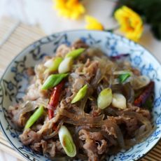 红薯粉条炒羊肉的做法 红薯粉条炒羊肉的做法
