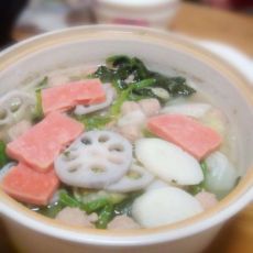火腿肉丸蔬菜煲的做法 火腿肉丸蔬菜煲的做法