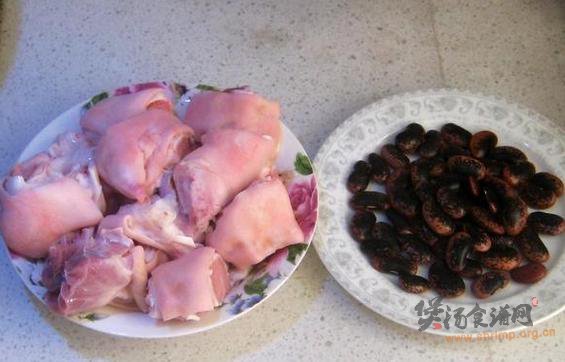 花腰豆炖猪蹄的做法
