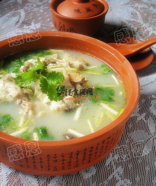 奶汤鱼头汤的做法