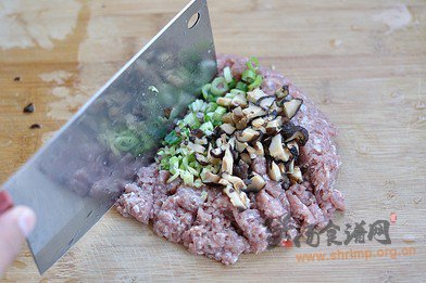 肉丸蔬菜粥的做法