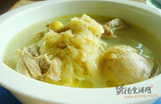浓汤鸡煲翅的做法