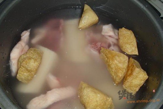 鸭肉莲藕粥的做法