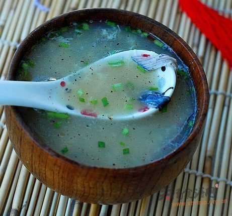 乌鸡蛋花汤的做法