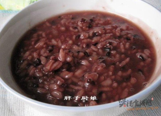 紫色甜香薏米粥的做法