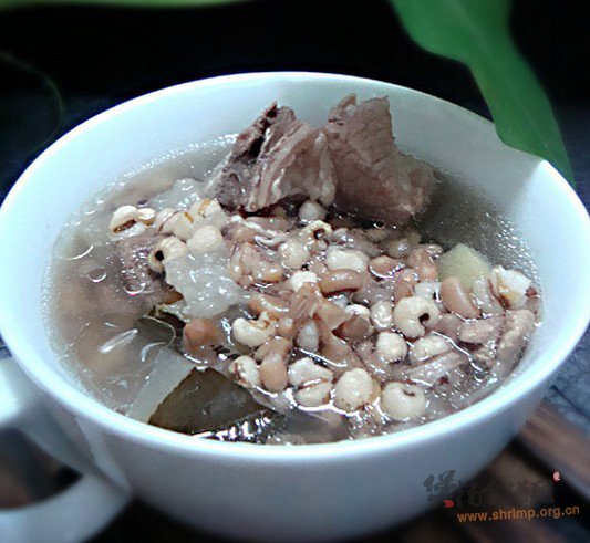 冬瓜竹豆薏米排骨汤的做法