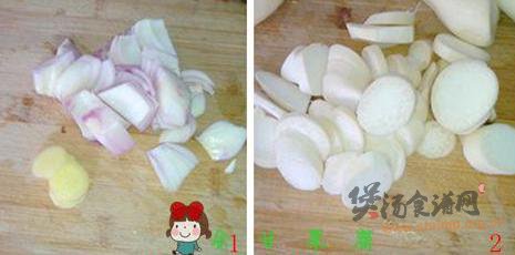 杏鲍菇炖翅根的做法