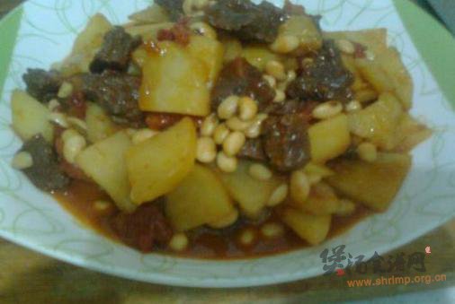 牛肉炖黄豆的做法
