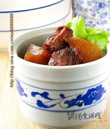 牛腩烧萝卜的做法