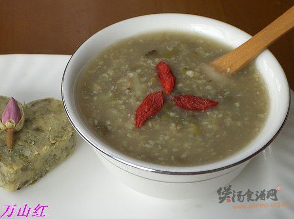 绿豆麦胚粥的做法