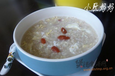 鸡蛋麦片粥的做法