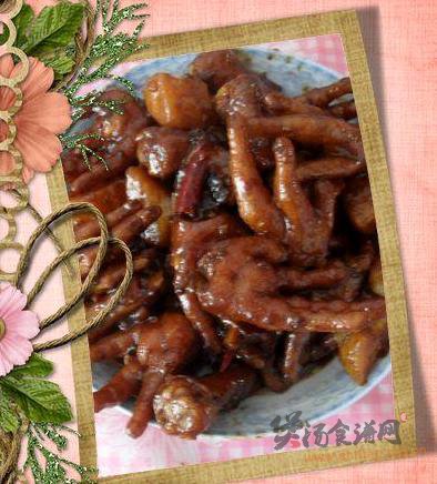 鸡手炖土豆的做法
