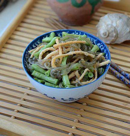 麻花豆角炖粉条的做法