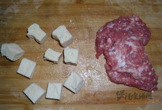 西洋菜肉末冻豆腐汤的做法