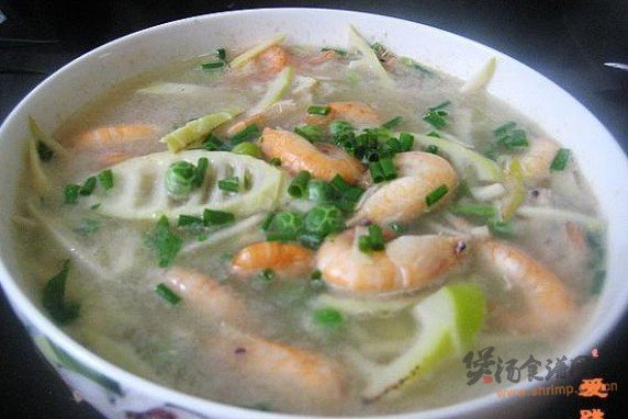 鲥虾竹笋豌豆汤的做法