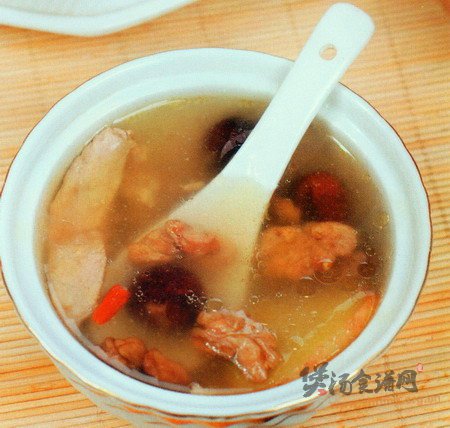 核桃煲鸭子的做法