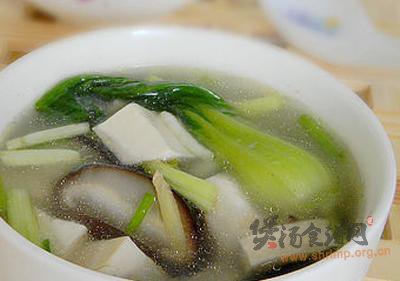 鲜香菇豆腐汤的做法