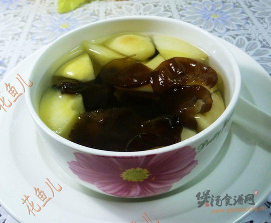黑木耳人参果甜汤的做法