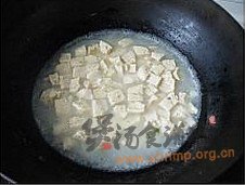 冻内酯豆腐汤的做法