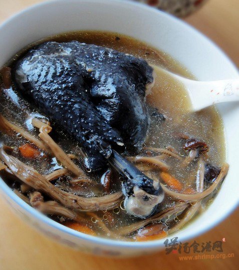 茶树菇乌鸡汤的做法