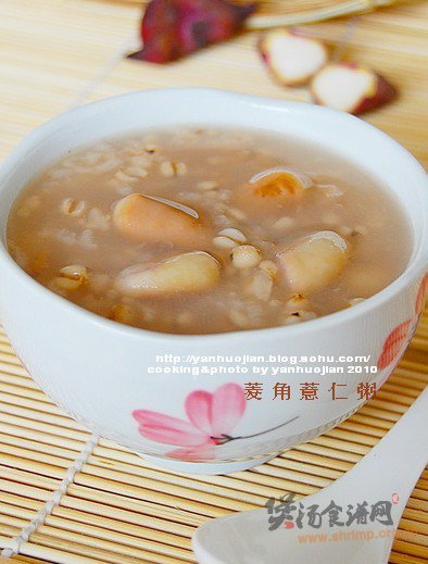 菱角薏仁粥的做法