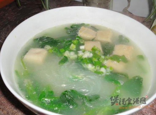 鱼豆腐粉丝菠菜汤的做法