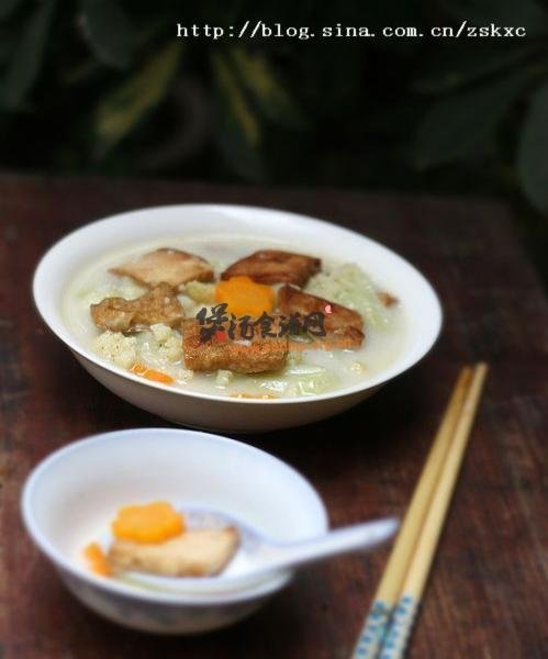 花菜奶白素汤的做法