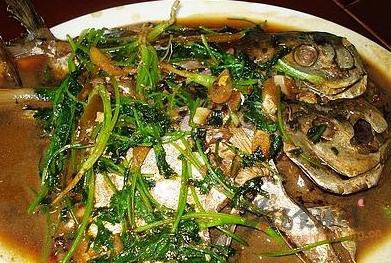 炖魛鲳鱼的做法